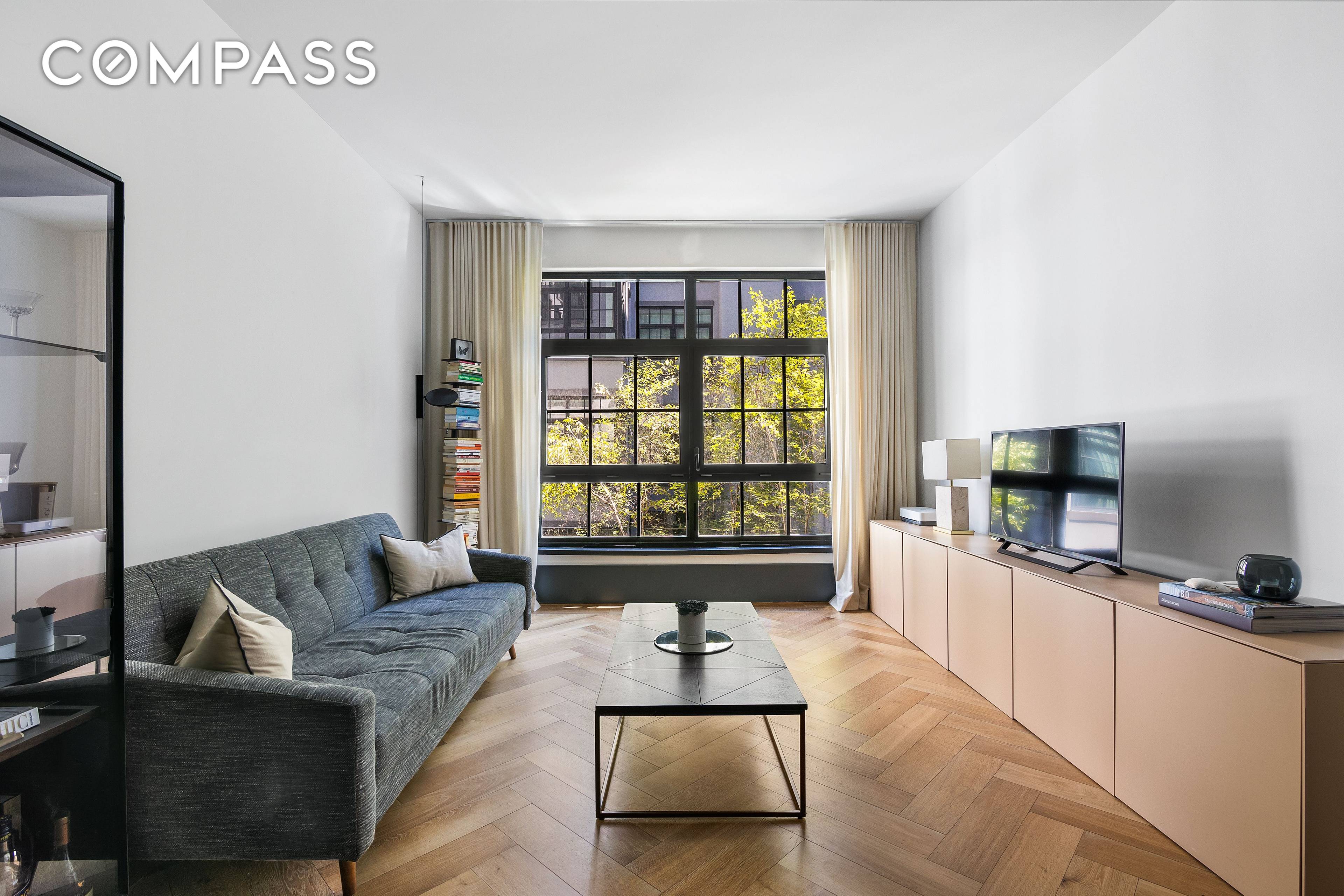 Welcome to 51 Jay St, a collection of 75 condominiums set in a thoughtfully converted DUMBO warehouse.
