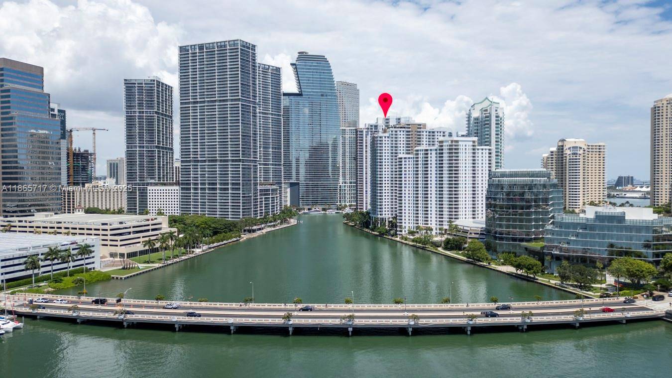 Experience luxury living at Carbonell on exclusive Brickell Key.