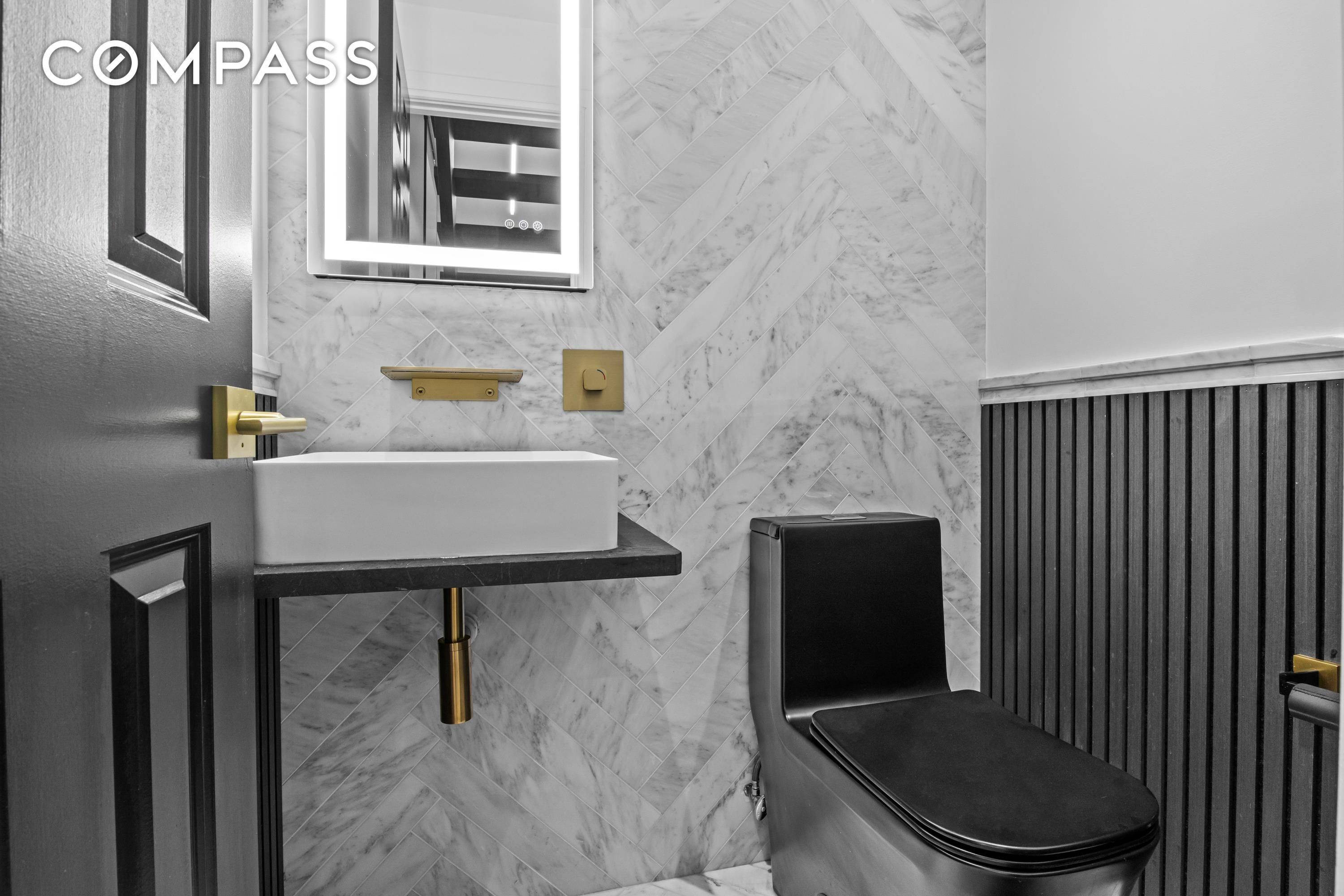 Welcome to Le Reve de Jackson Heights located at 34 51 74th Street right in the heart of this bustling yet tranquil community.