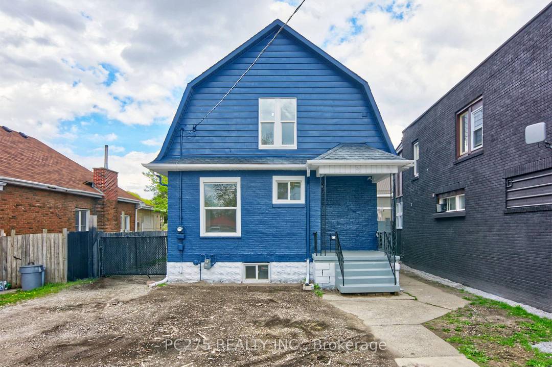 Beautifully Renovated Duplex Turnkey Investment or Perfect Owner Occupant Opportunity.
