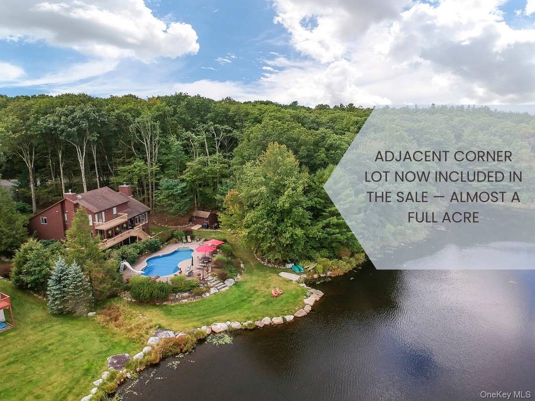 NOW INCLUDES ADJOING LAKEFRONT CORNER LOT !