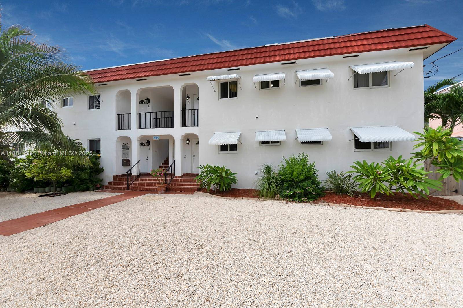 No HOA ! Paradise in Marathon Florida Keys close to Sombrero Beach.