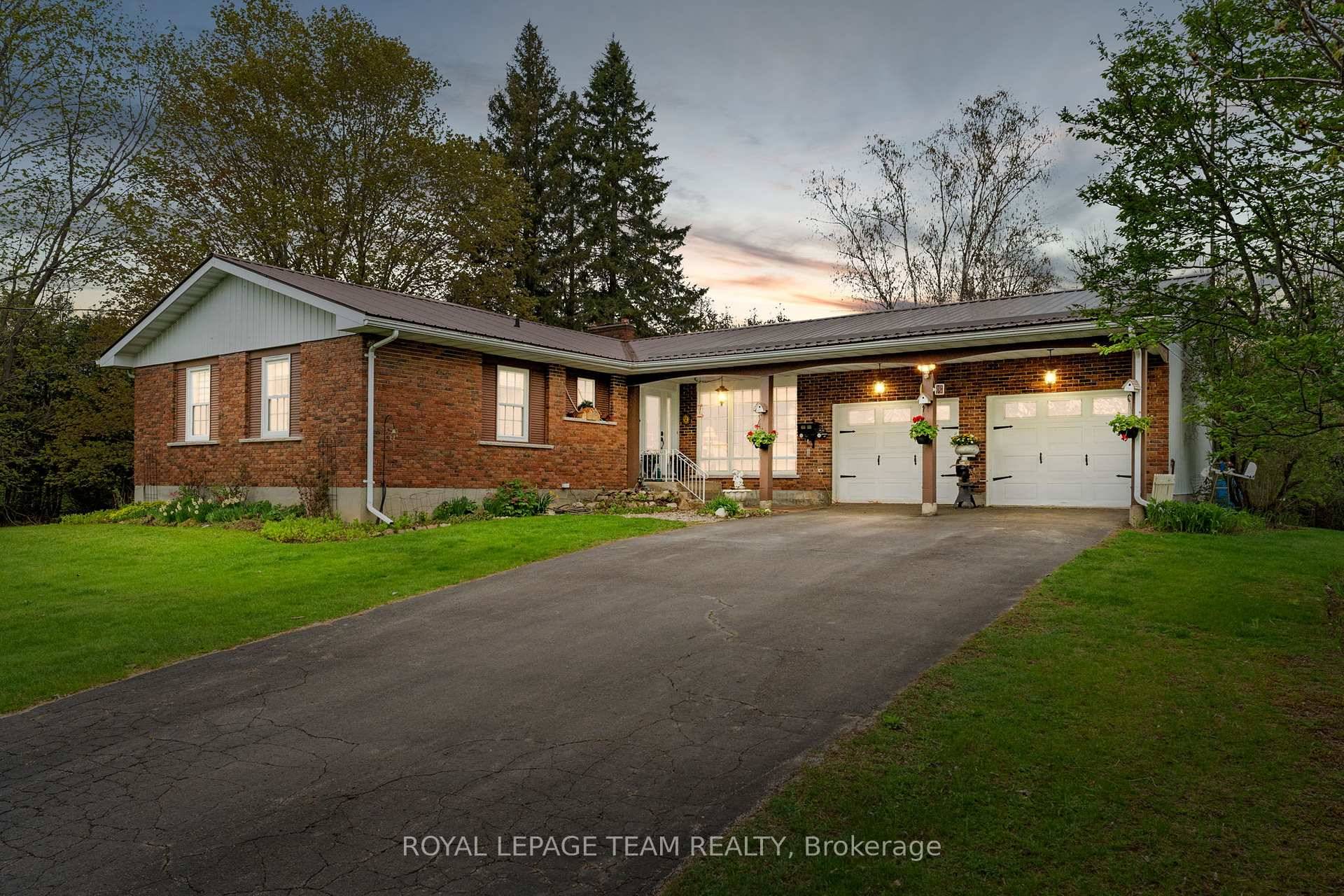 Nestled on 2. 8 acres in the peaceful community of Millars Corners, just minutes from Highway 416 and the amenities of Kemptville, this beautifully maintained 3 bedroom bungalow offers the ...
