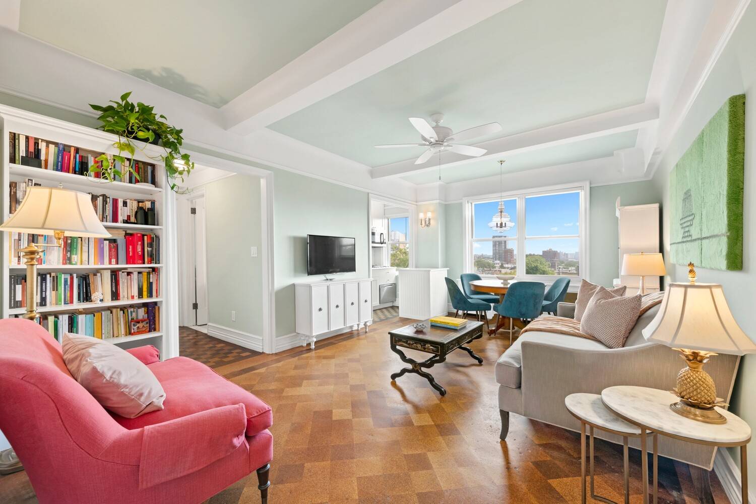 Incomparable Prewar 1 Bedroom with Stunning Views in Doorman Building OPEN HOUSES are BY APPOINTMENT ONLY Pin drop quiet and awash in southern sunlight, this impeccably renovated high floor one ...