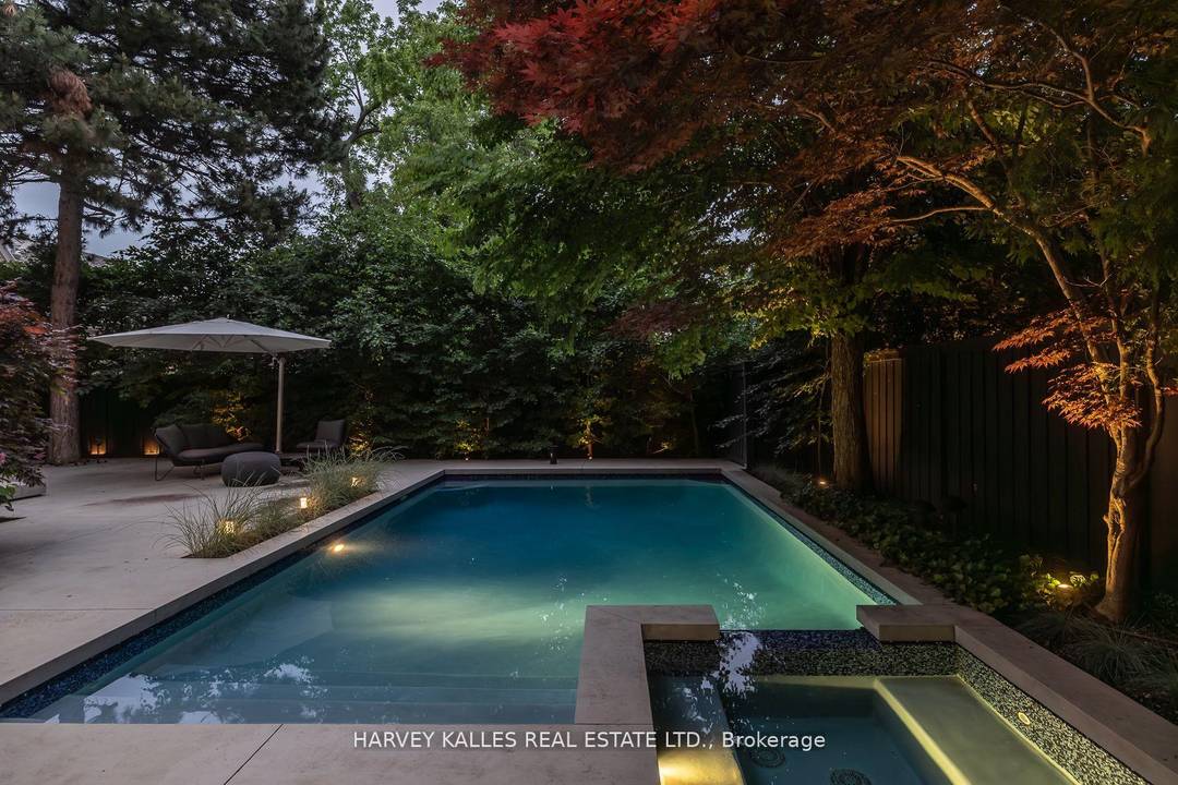 Welcome to 5 Dewbourne Avenue a Lorne Rose designed architectural masterpiece completed in 2023, nestled in the prestigious enclave of Forest Hill.