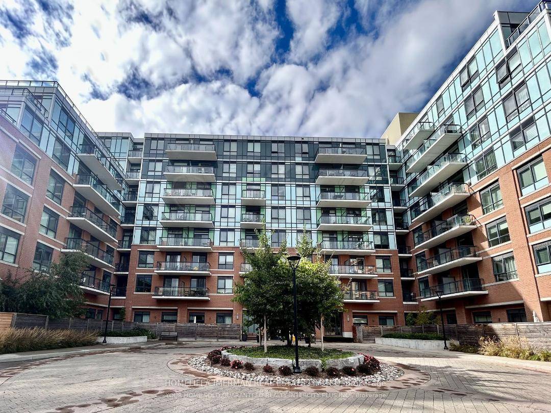 11611 YONGE STREET, UNIT 725, RICHMOND HILL, ON LOCATED IN THE BRISTOL CONDOMINIUMS, A MODERN 8 STOREY BOUTIQUE STYLE BUILDING ALONG YONGE STREET IN THE DESIRABLE JEFFERSON NEIGHBOURHOOD.