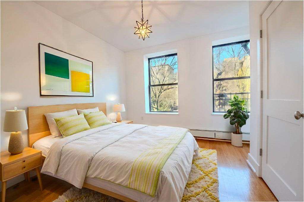 Wake up to views of the glorious Jackie Robinson Park.