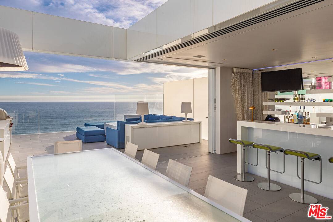 31636   Sea Level Dr 4BR Malibu La