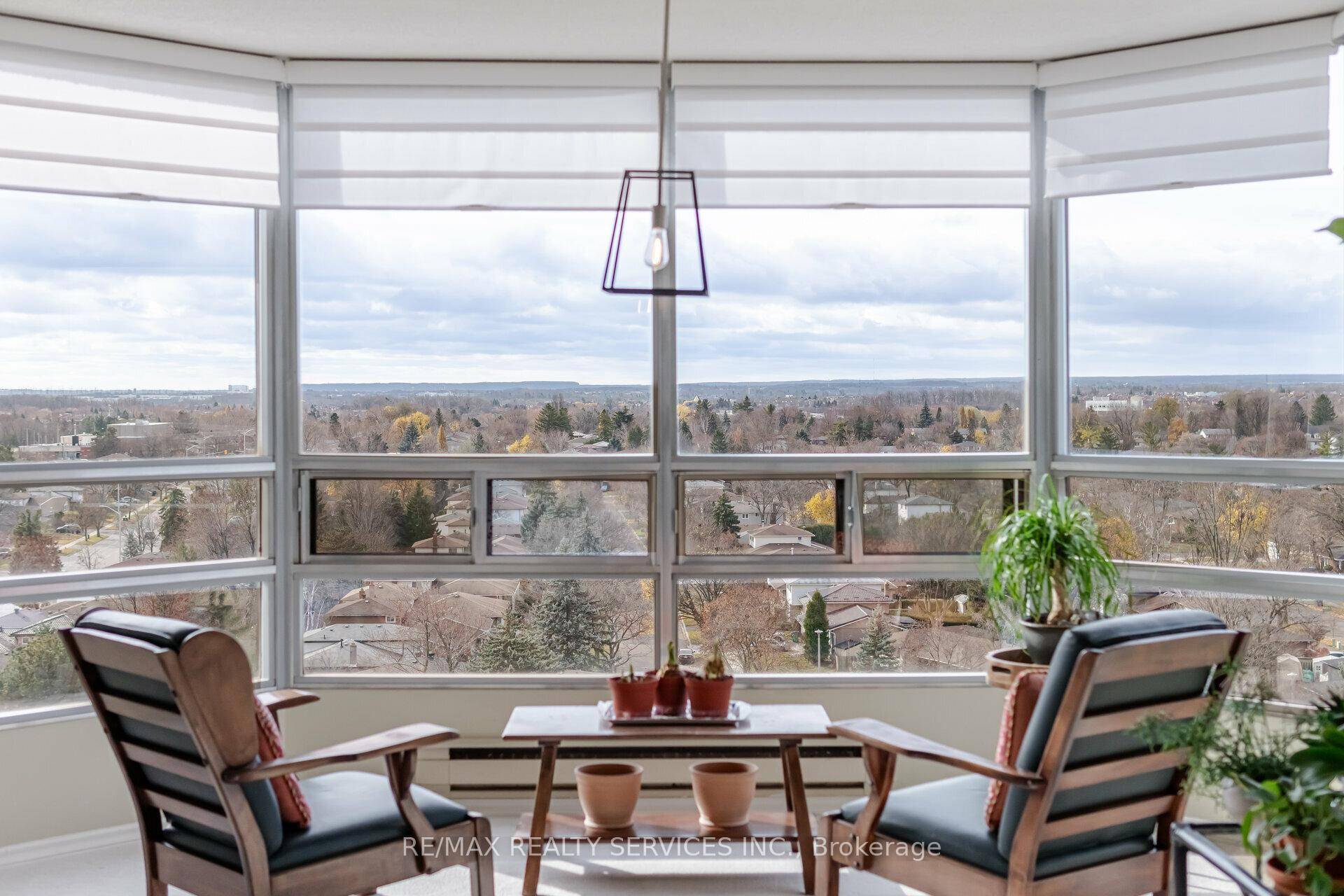 A beautifully upgraded CORNER suite in a great location.