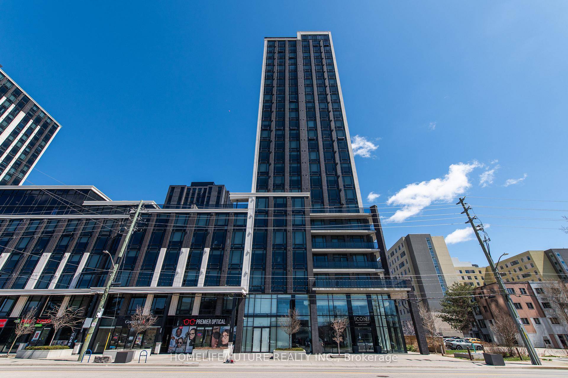 The Most Desirable Luxury ICON 330 Condo In Waterloo.