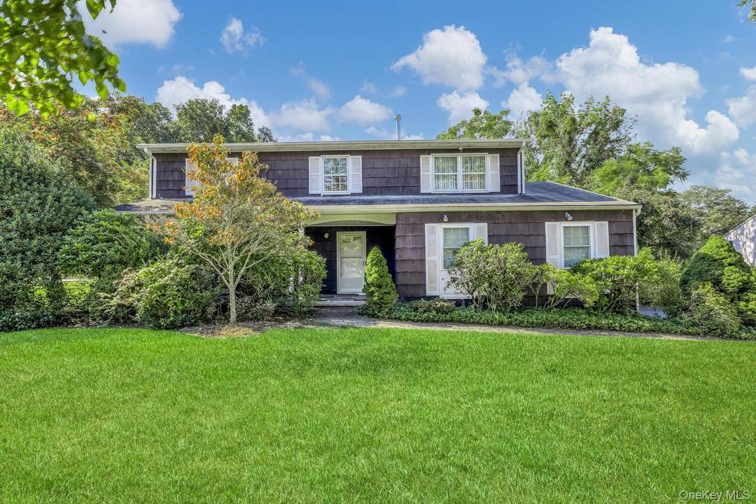 Welcome to this charming 4 bedroom, 2.