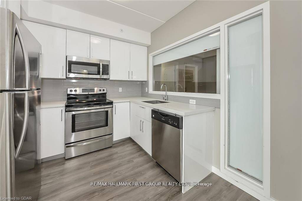 3 bedroom with 3 baths apartment.