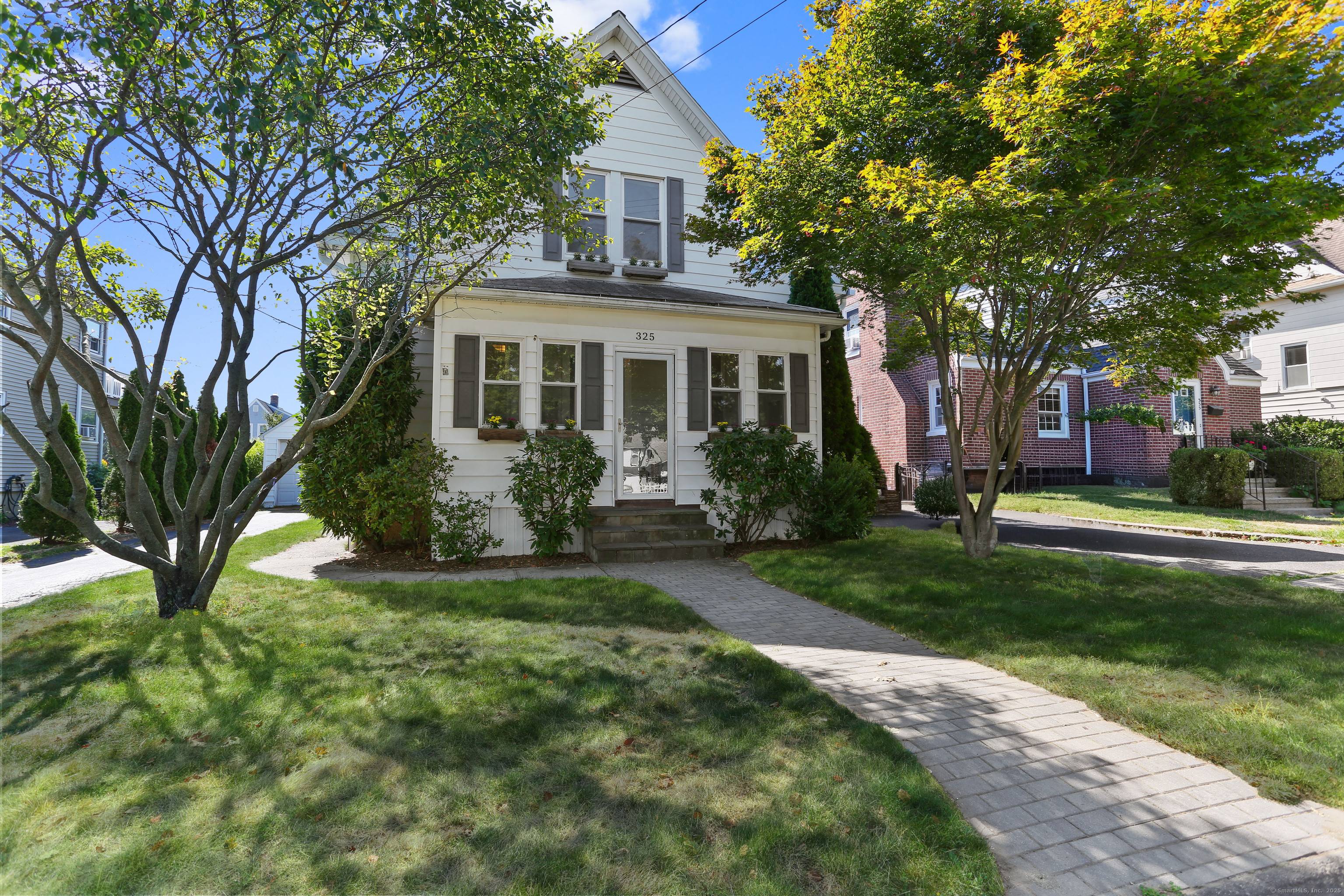 This quaint, timeless, and move in ready 3 to 4 bedroom Stratfield Colonial awaits its next owner !