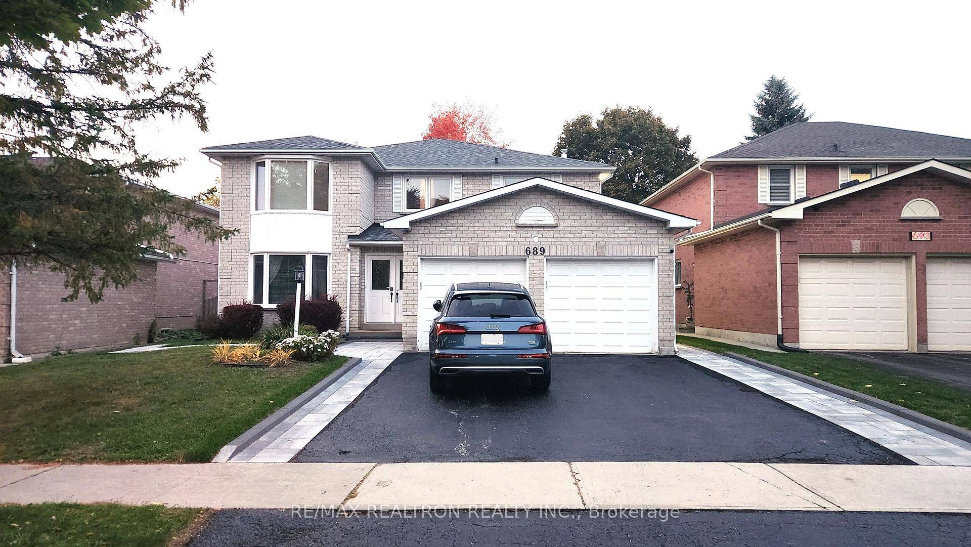 Be the first to live in this beautifully renovated, never lived in 2 bedroom, 1 bathroom legal basement apartment offering over 1300 sqft of modern, open concept living.