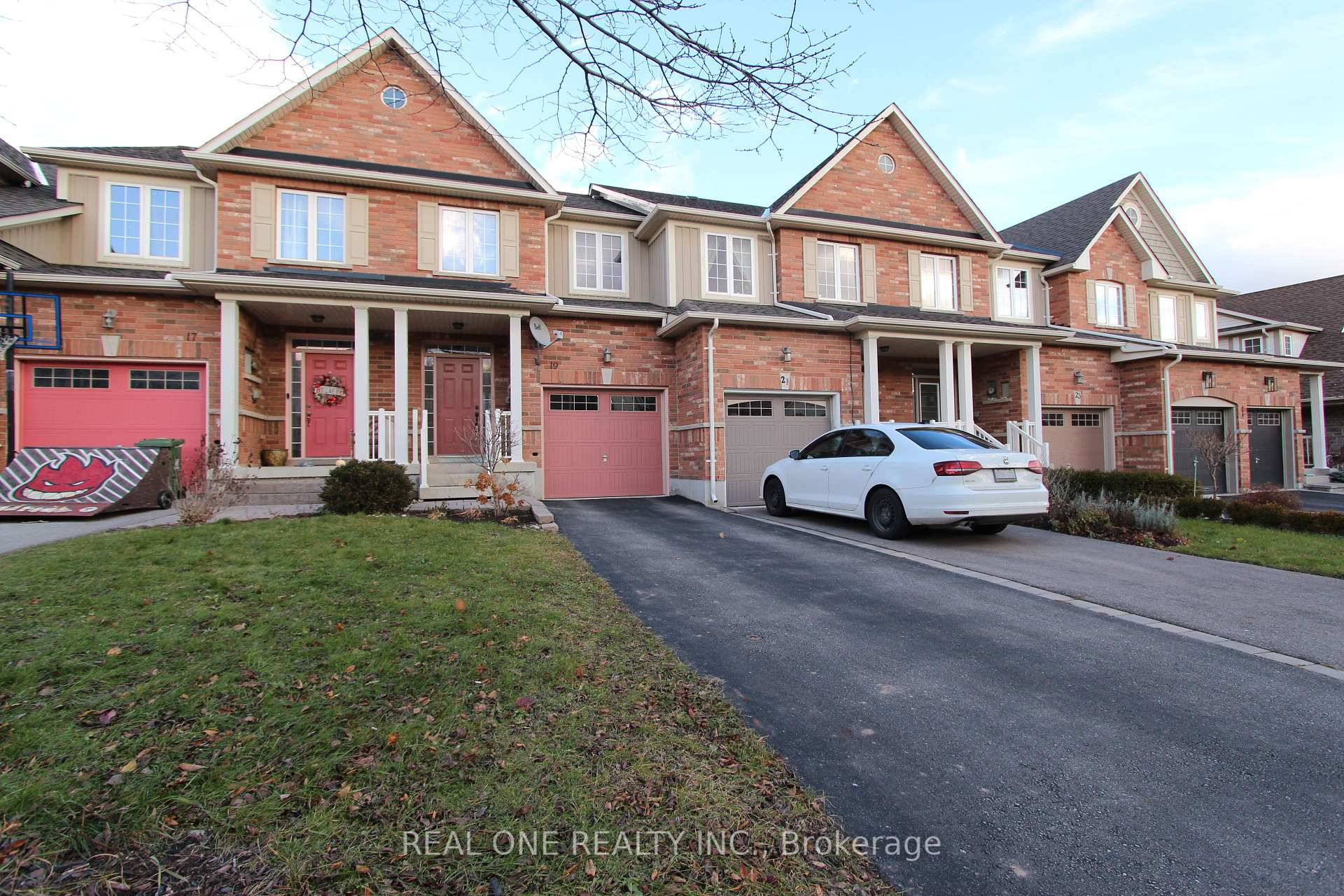 Full Of Natural Sun Light, Newer Townhouse With 9 Feet Ceiling On Main Floor, Master Bedroom With Walk In Closet amp ; Double Sinks, Second Bedroom With Walk In Closet, ...