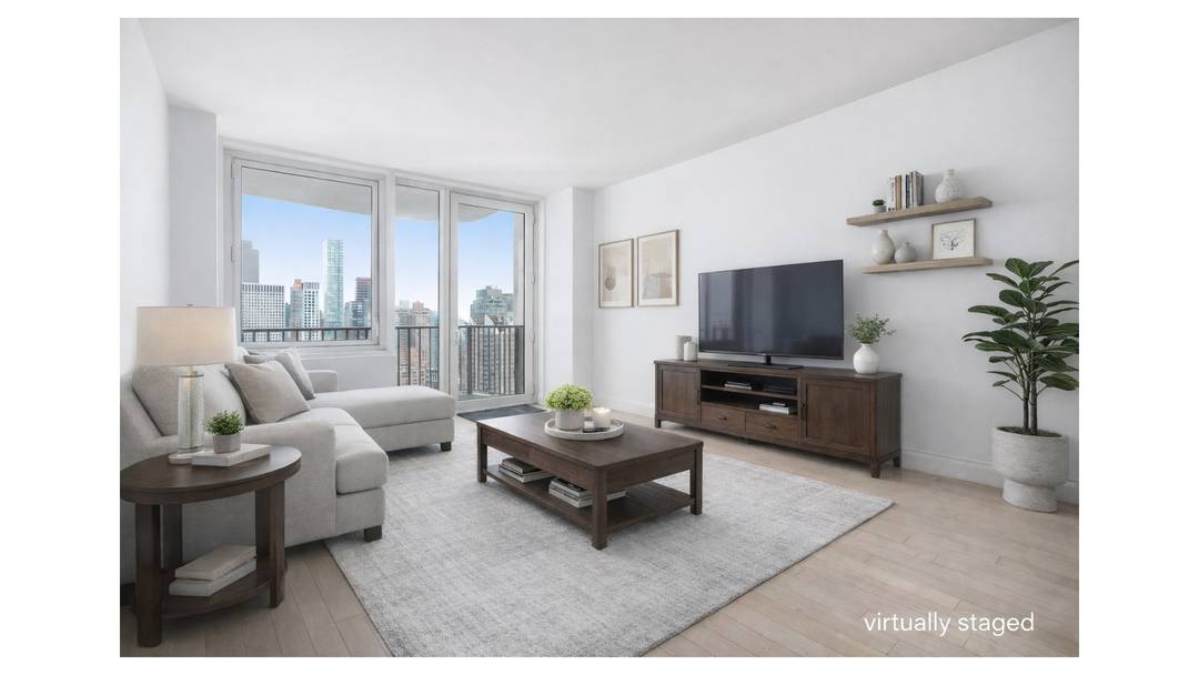 Beautiful 1 bedroom Corner apartment with private Balcony features a designer chef's kitchen with granite countertops, superior stainless appliances and beautiful custom cabinetry.