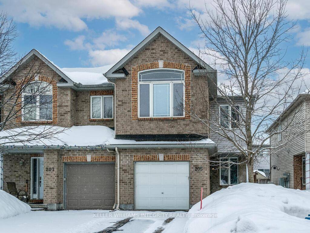 Welcome to 205 Talltree crescent one of the nicest enclaves of town homes in Stittsville.