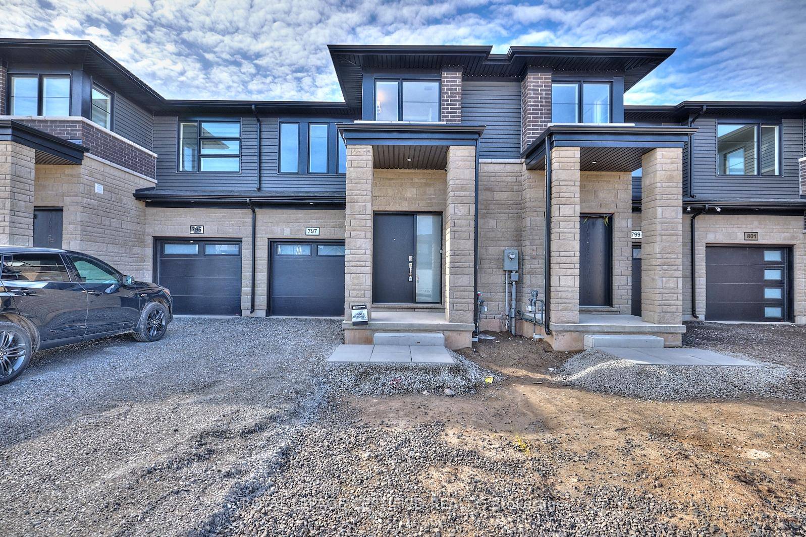 Welcome to 797 Bradford Avenue, Fort Erie an ideal location just steps from the QEW and close to all essential amenities !