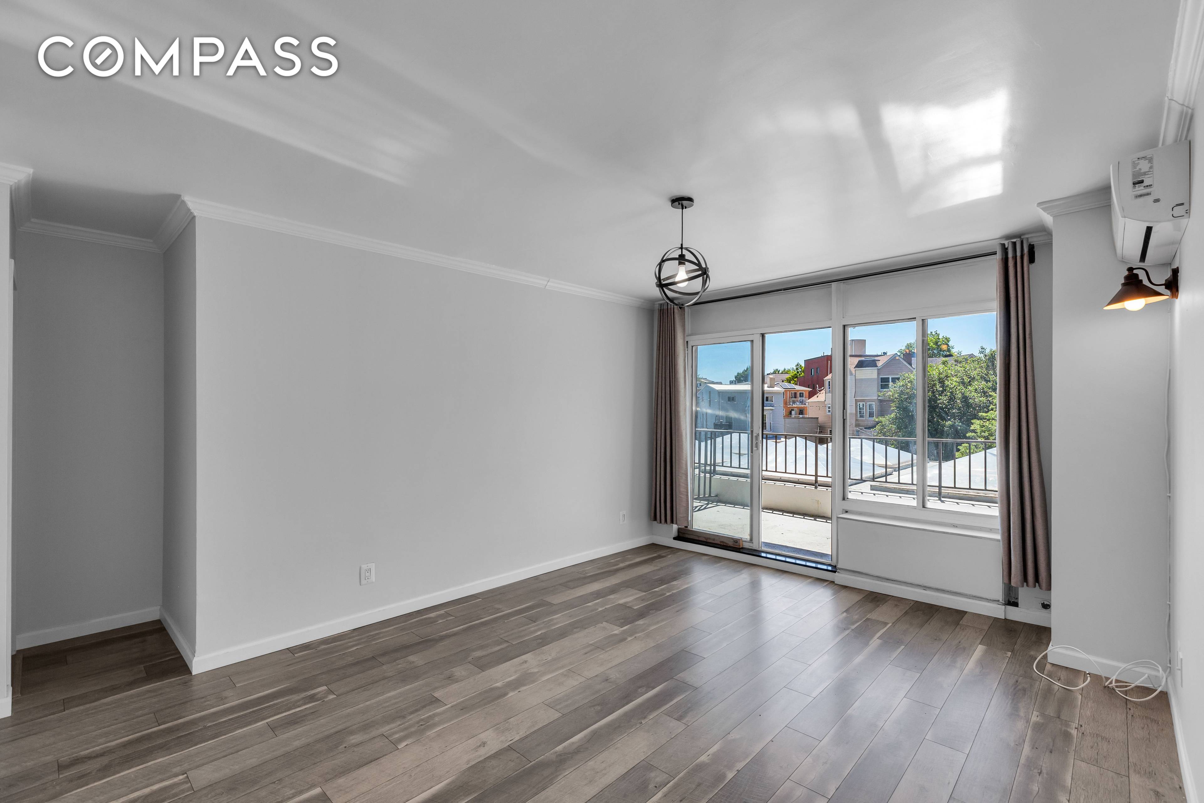 Welcome to Shore Towers Condominium, located on the waterfront in Astoria, one of Queens' most desirable neighborhoods.