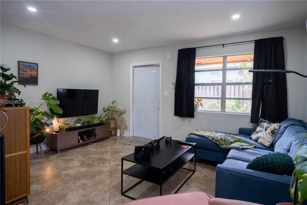 Exceptional investment opportunity in the heart of Fort Lauderdale !