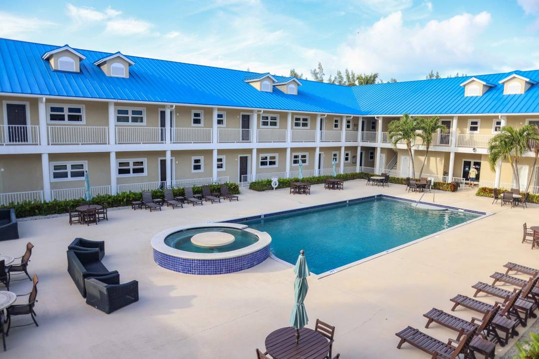 BLUE MARLIN COVE Apartment Complex Grand-Bahama-Freeport