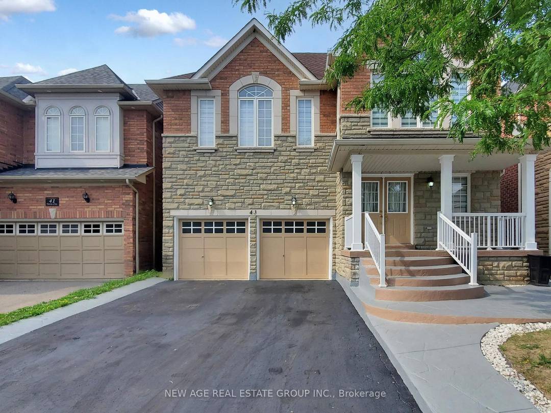 This gorgeous, immaculate 4 bedroom detached home, Nestled In a safe and most sought after neighborhoods of West Brampton.