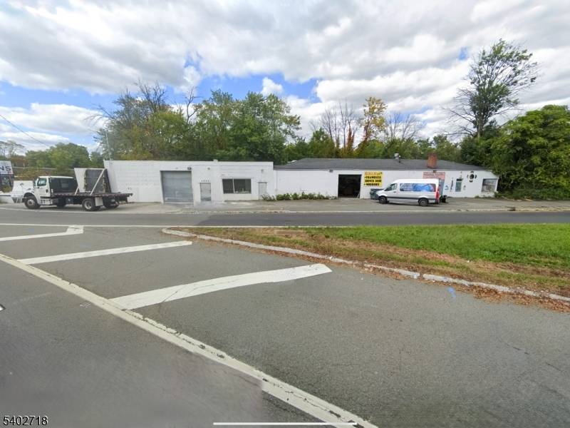 Versatile commercial opportunity in the heart of Vauxhall, this property offers exceptional visibility, flexibility, and access in one of Union Township's most active business corridors.