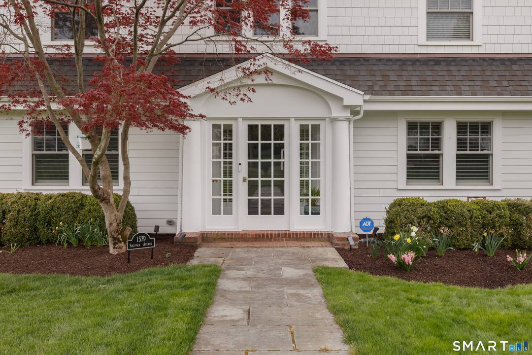 Beautiful 1929 colonial in the heart of Shippan offers a spacious 3, 700 SF home with 3 bedrooms and 3.