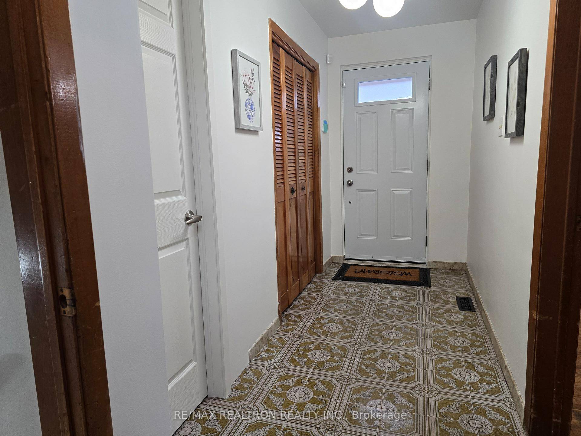 Welcome to 118 Shoreham Drive !