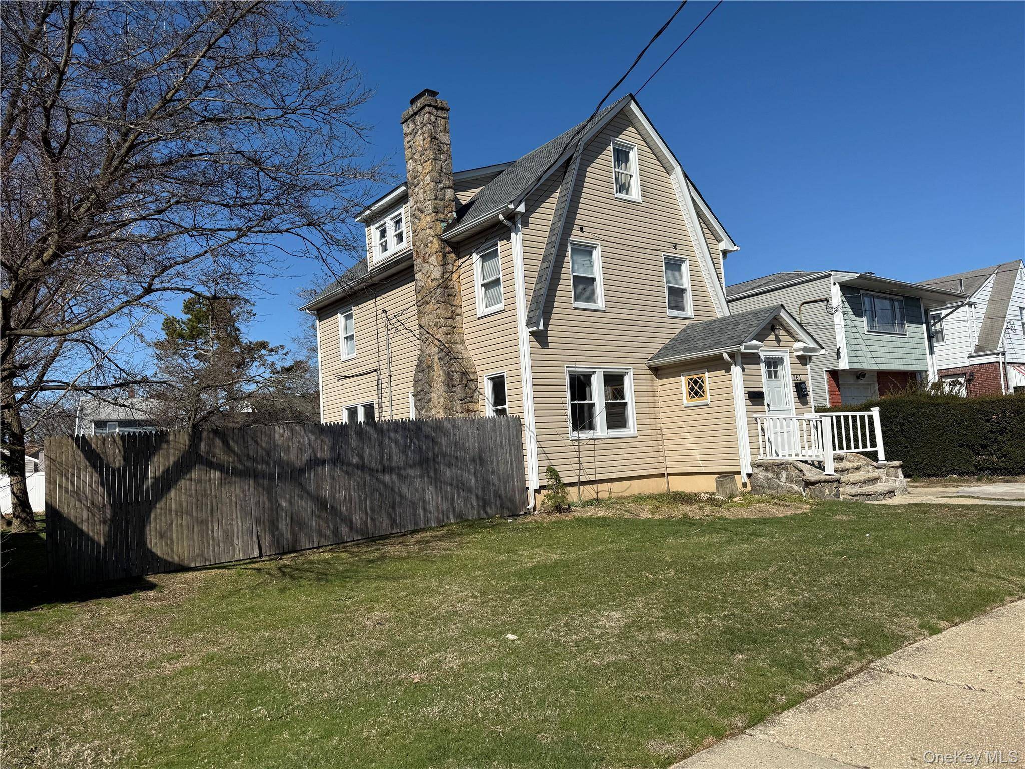 This centrally located two family home is an excellent opportunity for investors or owner occupants.