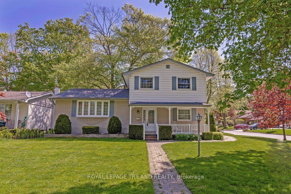 You will find this beautifully maintained and well loved home, both inside and out, in the family friendly, quiet community of Westmount.
