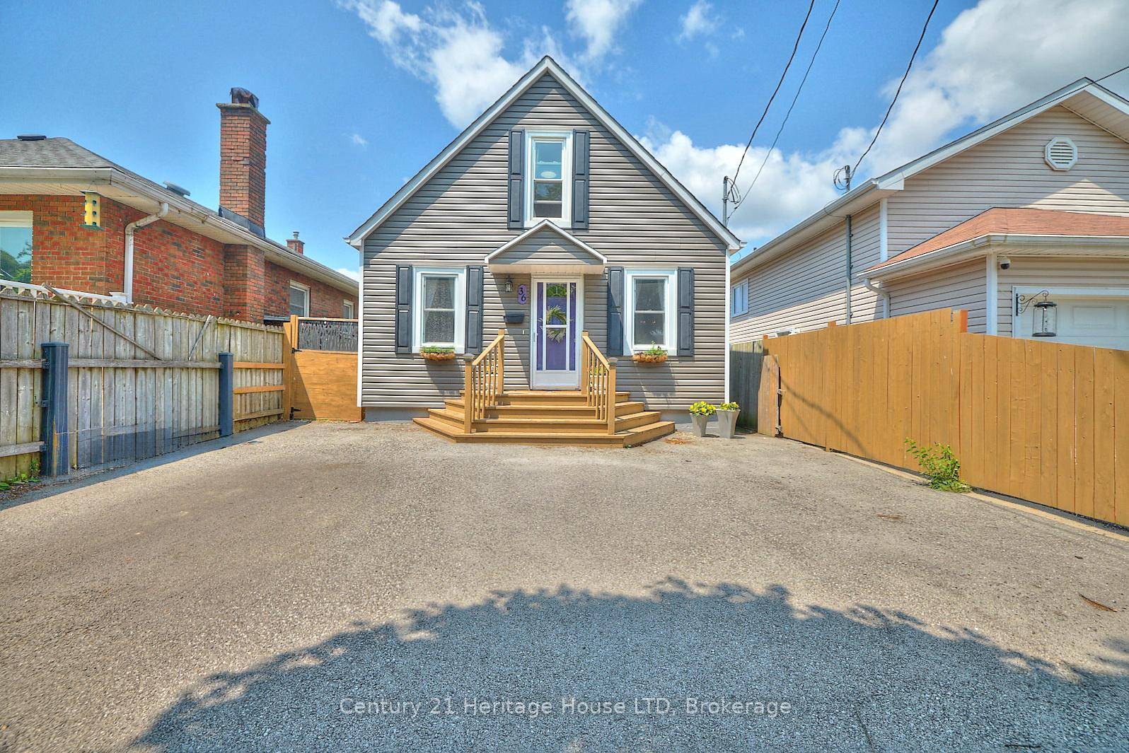 Turnkey Charm ! Move right in to this cute as a button 2 bedroom, 1.