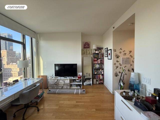 Located between Manhattan's Chelsea and NoMad neighborhoods, Beatrice is a sleek tower perched atop the Eventi Hotel offering exquisite apartments starting on the 26th floor.