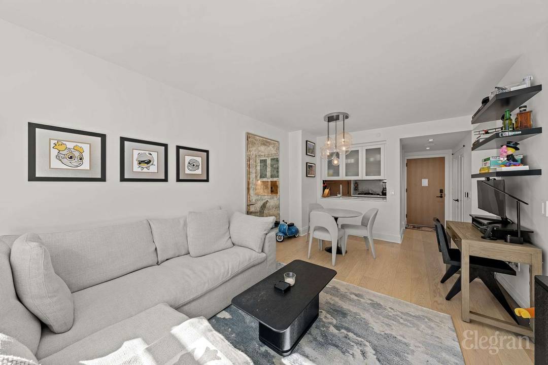 Welcome to Tribeca Green Luxury Waterfront Living 210 Warren Street, Residence 6D Condop Designed by Robert A.