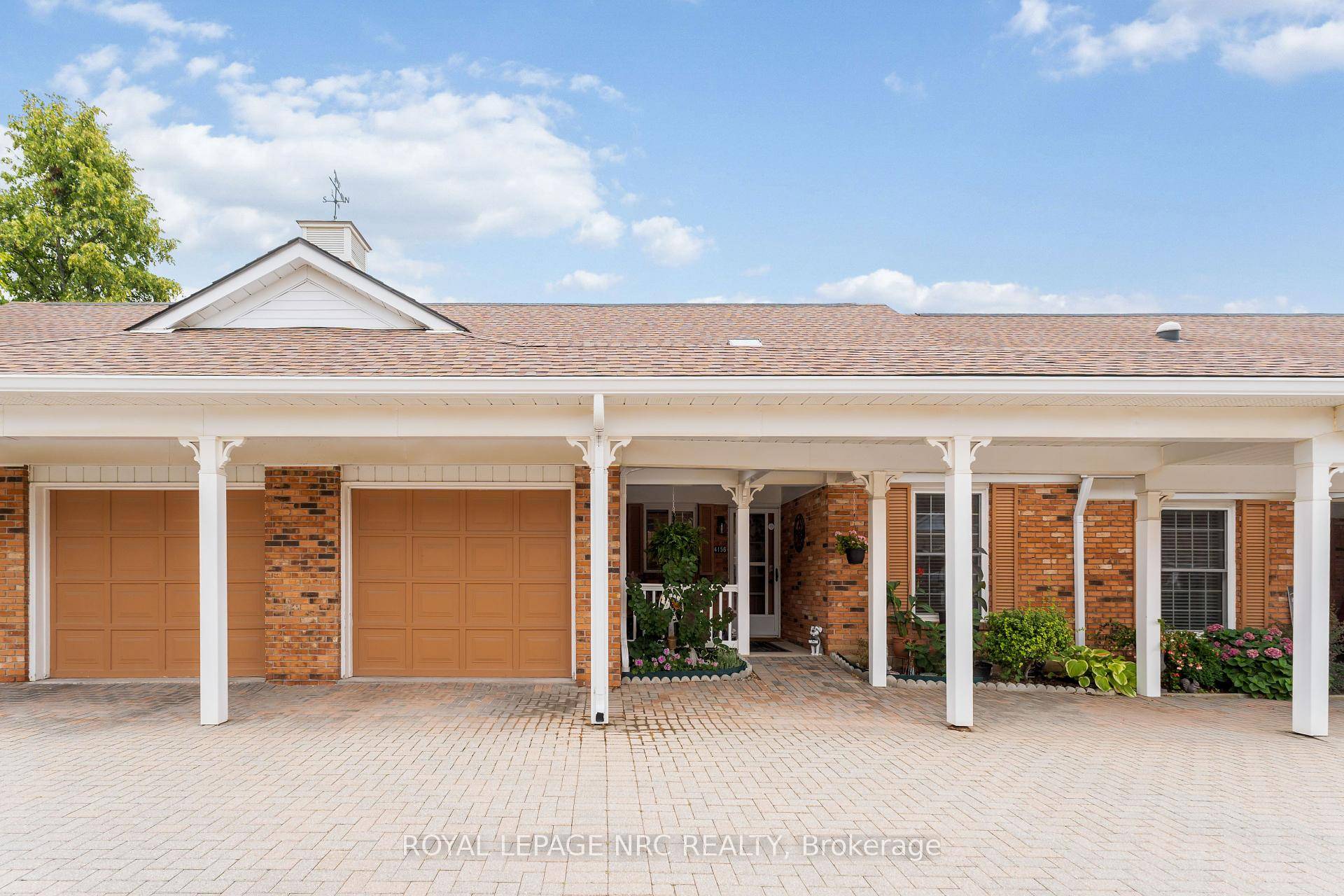 Located in the heart of Niagara's world renowned wine country, this 1250 sq.