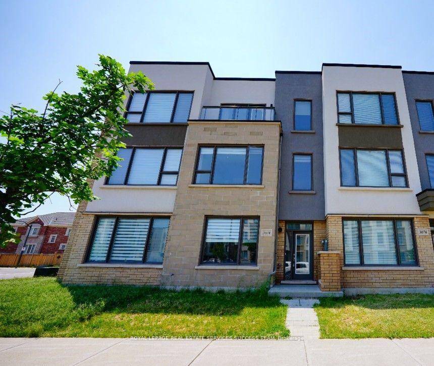Beautifully upgraded home features driftwood style laminate flooring on all levels, pot lights, and 9' ceilings throughout.