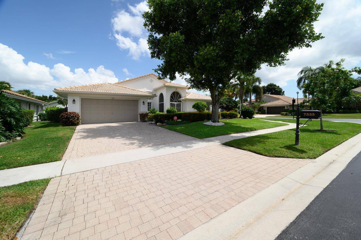 This stunning residence features 3 spacious bedrooms and 3 full bathrooms, situated on a desirable corner lot.