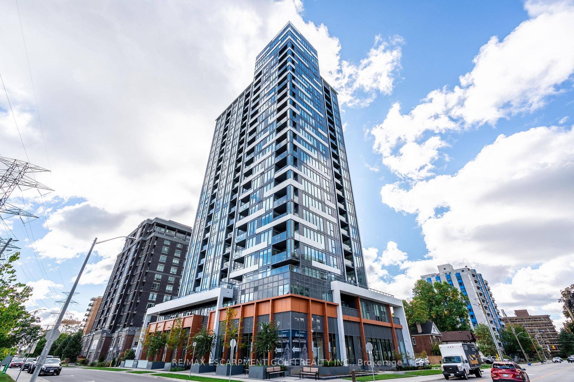 Welcome to luxury living just steps from Lake Ontario in beautiful downtown Burlington !