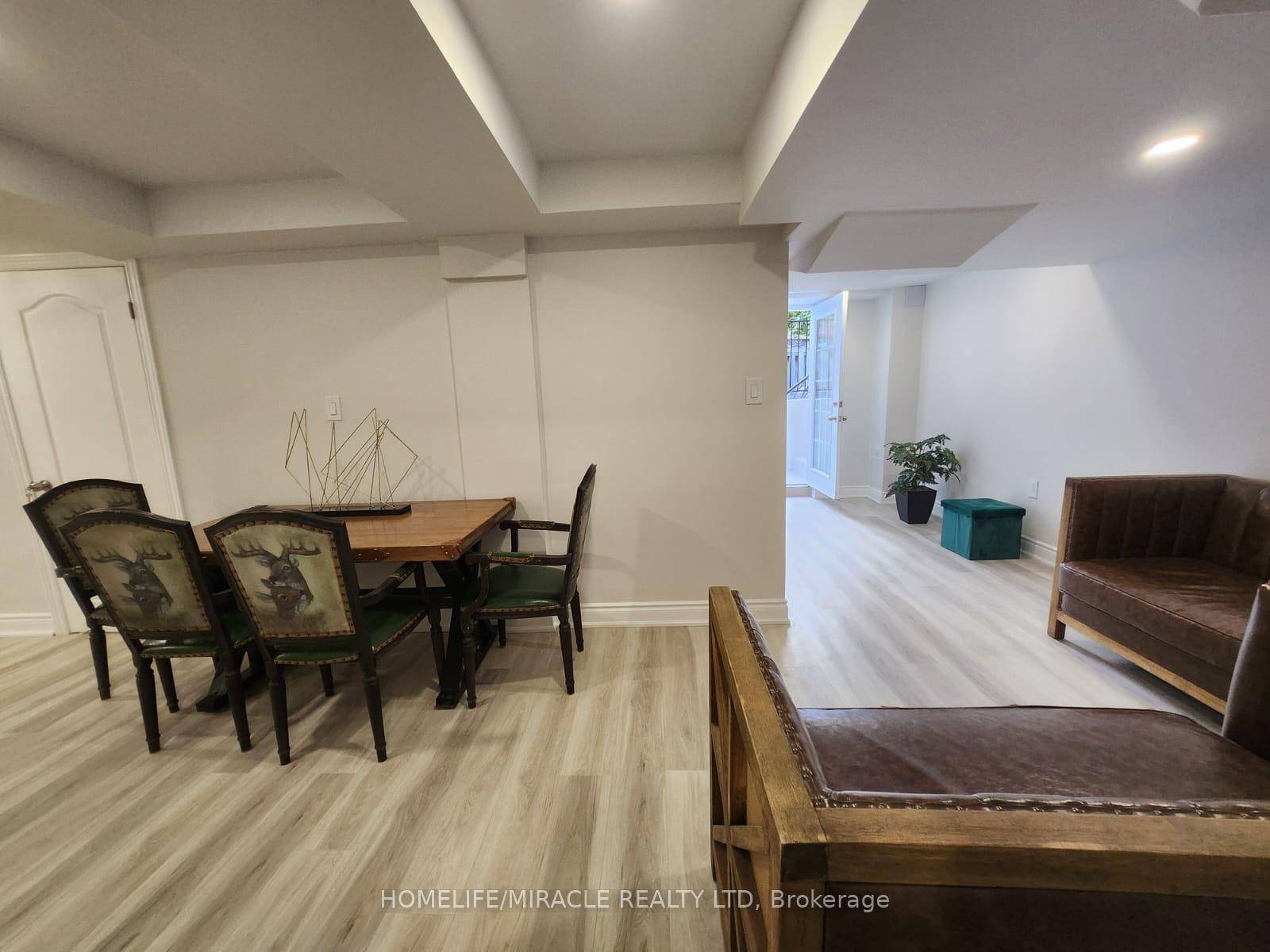 Gorgeous Finished Legal Basement Apartment Available ASAP in A Highly Desirable Area Of Sonoma Heights In Woodbridge Vaughan Area.