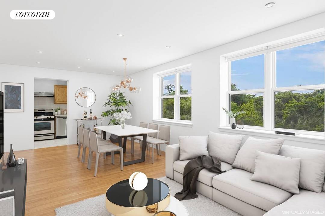 BEST VIEWS IN THE BUILDING.