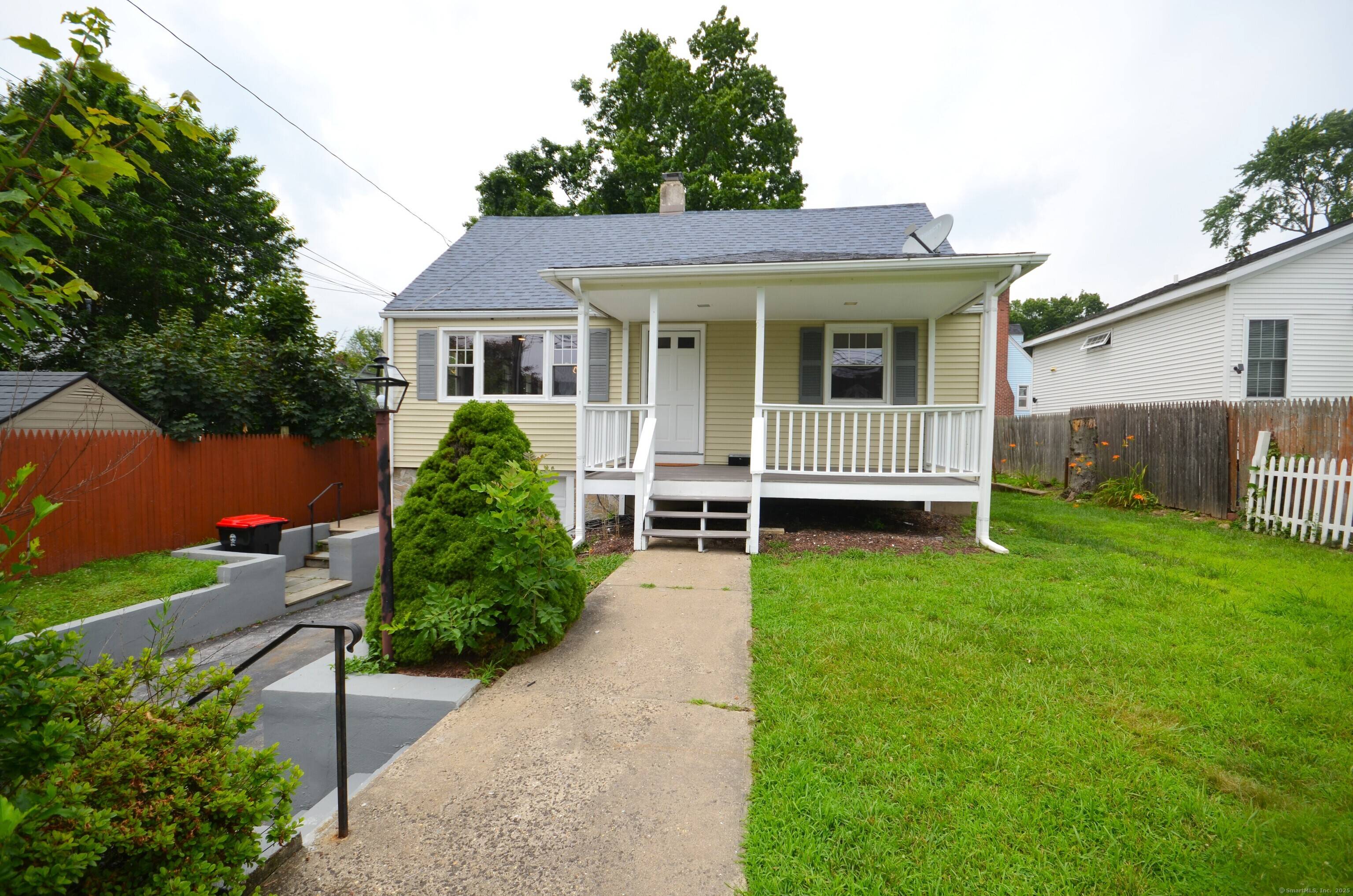 Completely Remodeled 5 bedrooms, 2.
