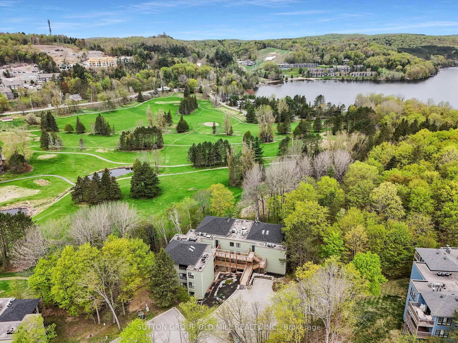 Luxury Resort Living at Deerhurst Fully Furnished 3 1 Bedroom Condo Overlooking Deerhurst Highlands Golf Course !