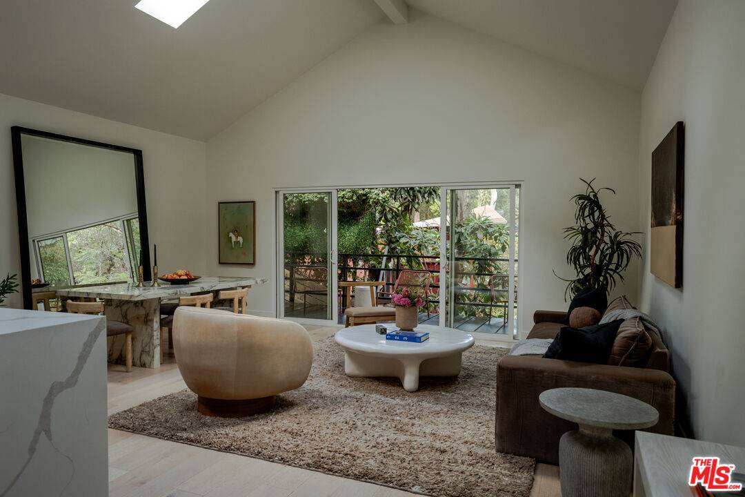 2351 Mariscal Ln 3BR Hollywood Hills East La