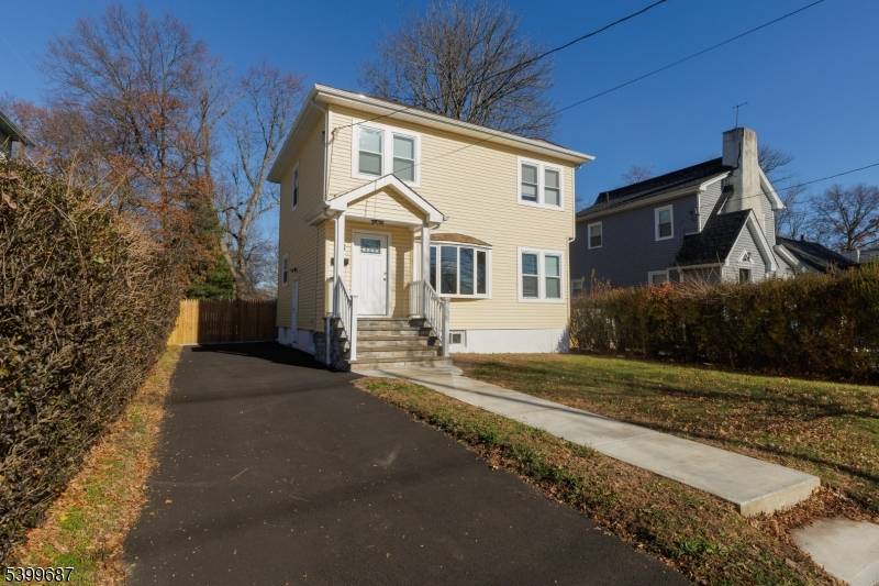 Beautiful single family, completely renovated Electricity, insulation, Plumbing, Boiler, Water heater, Central air heat, deck, 3 Bedrooms, one full Bath, new appliances, Stove, Microwave, Dish washer, Refrigerator, pristine location near ...
