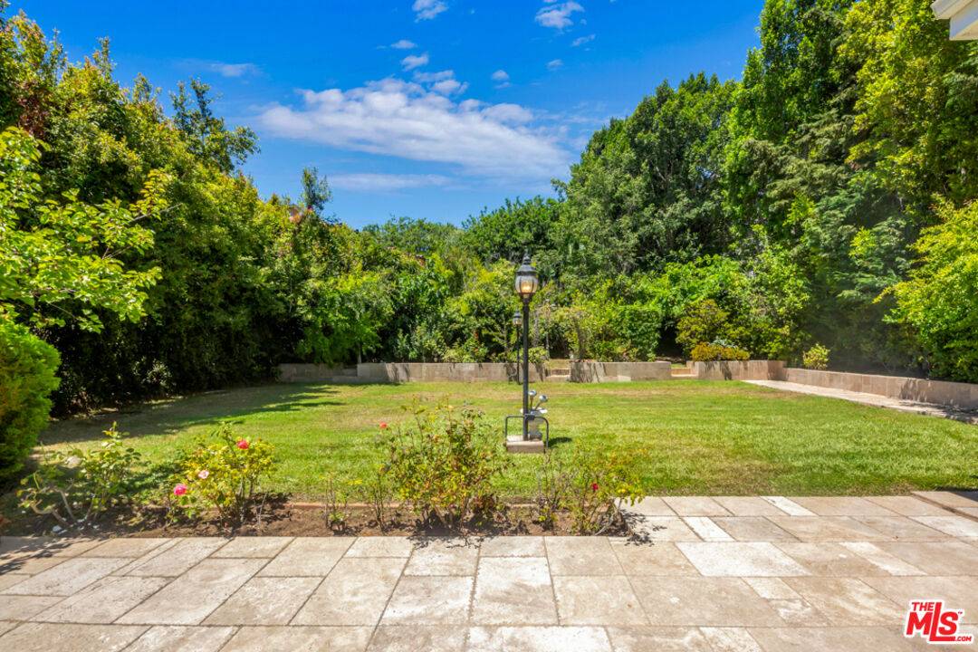 11717   Chenault St Bel Air LA