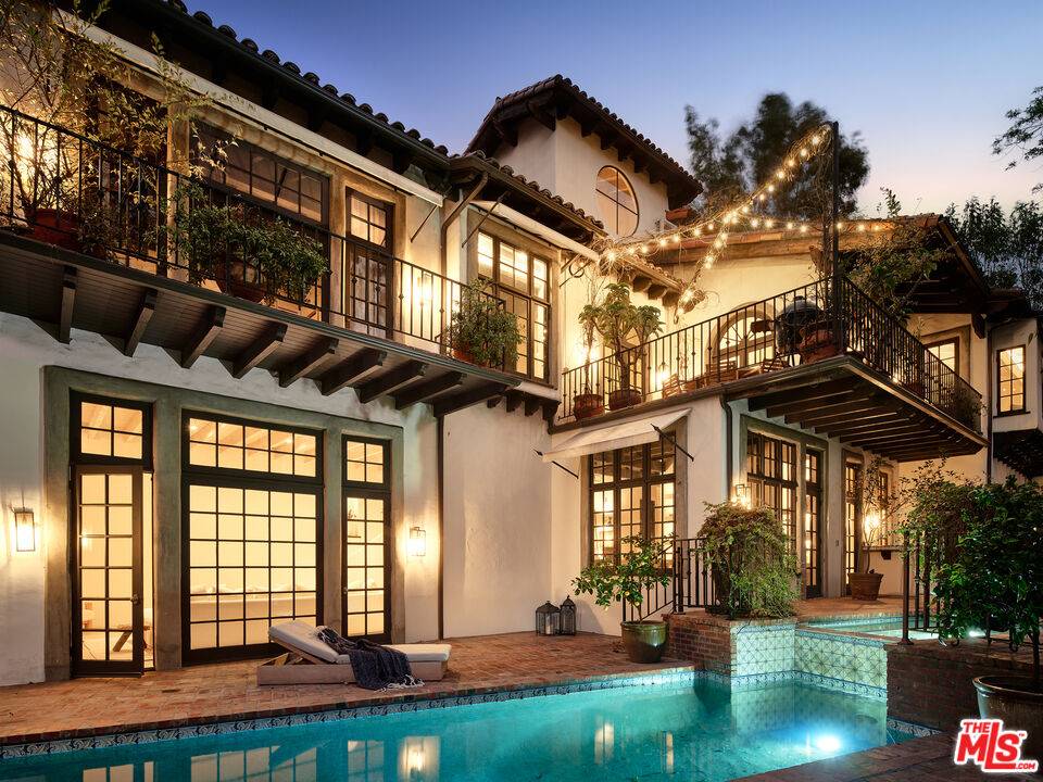 2729   Nichols Canyon Rd 4BR Hollywood Hills East La