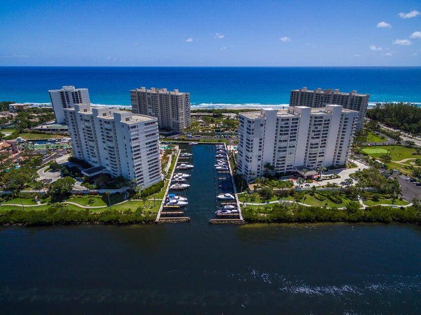 Large, 2300 square foot apartment with large front corner living room, separate dining room area, eat in kitchen, and separate bedroom wing with three bedroom, three baths, three terraces, furnished ...