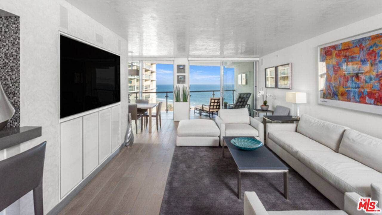 201   Ocean Ave 3BR Santa Monica La