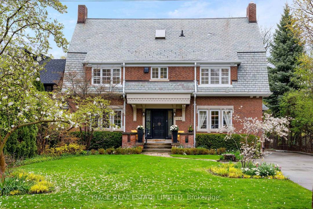 Set on one of North Toronto's most storied streets, 124 Blythwood is a rare, yet handsome thing.