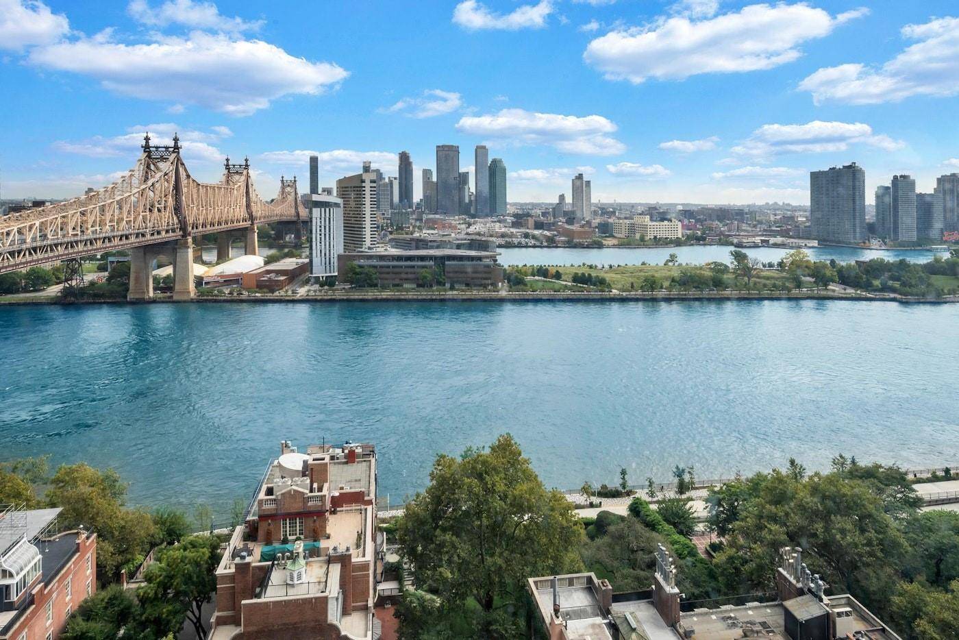 Stunning river and bridge views from this high floor four bedroom home.